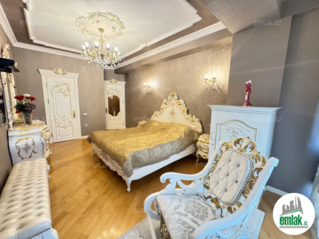 Satılır 3 otaqlı yeni tikili 134 m²