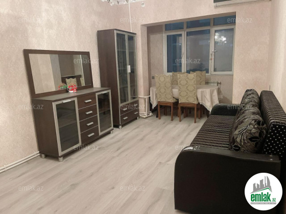 Satılır 3 otaqlı köhnə tikili 90 m²