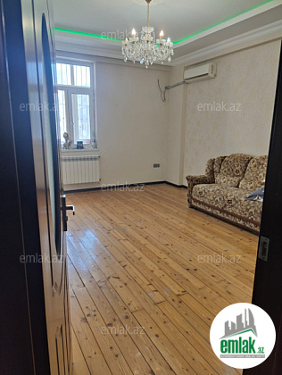 Satılır 2 otaqlı yeni tikili 72 m²