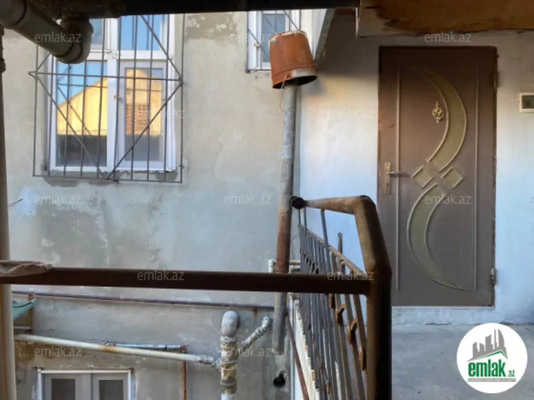 Satılır 5 otaqlı həyət evi 166 m²