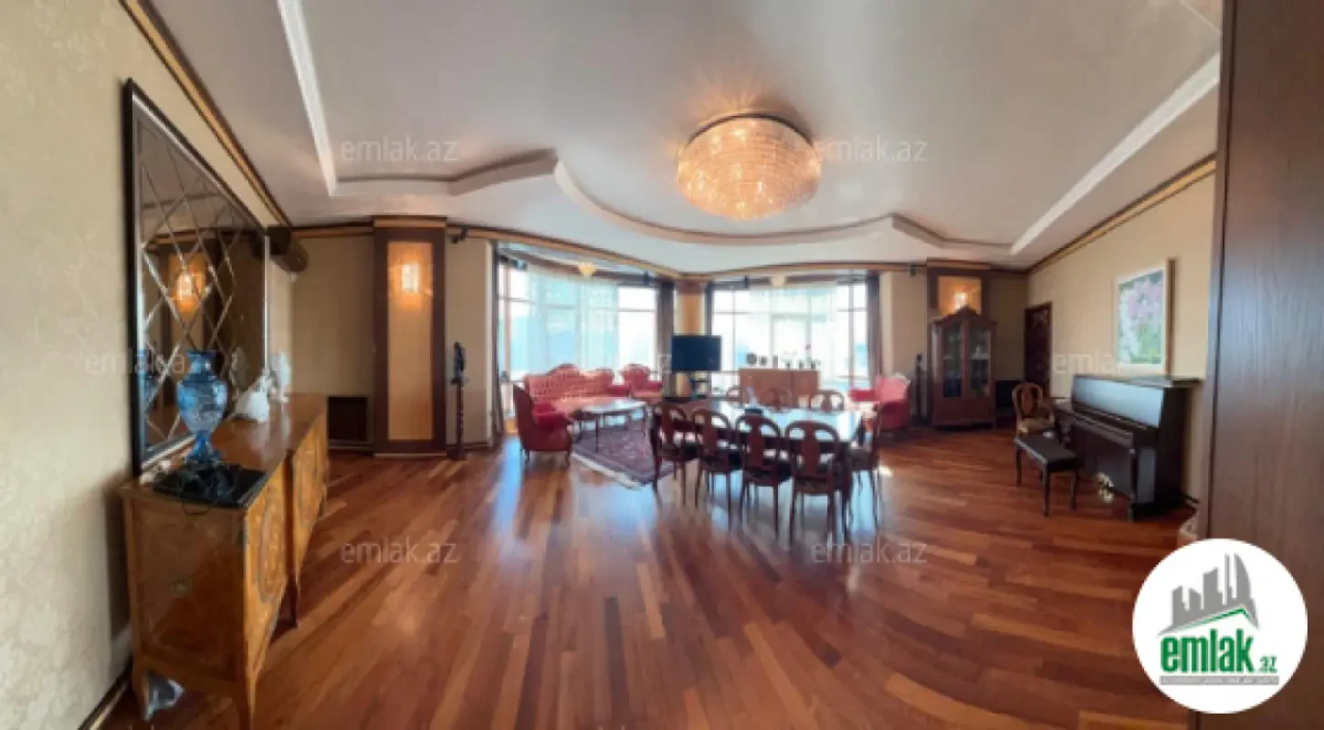 Satılır 4 otaqlı yeni tikili 220 m²