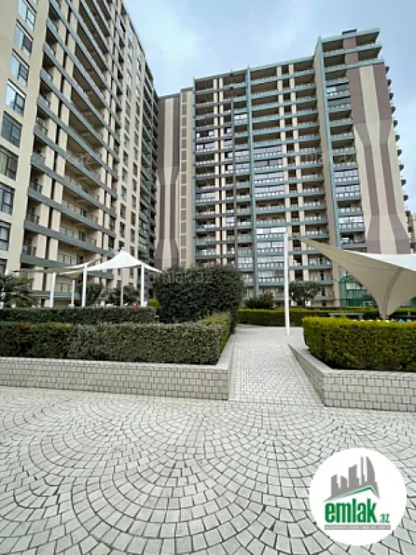 Satılır 3 otaqlı yeni tikili 185 m²