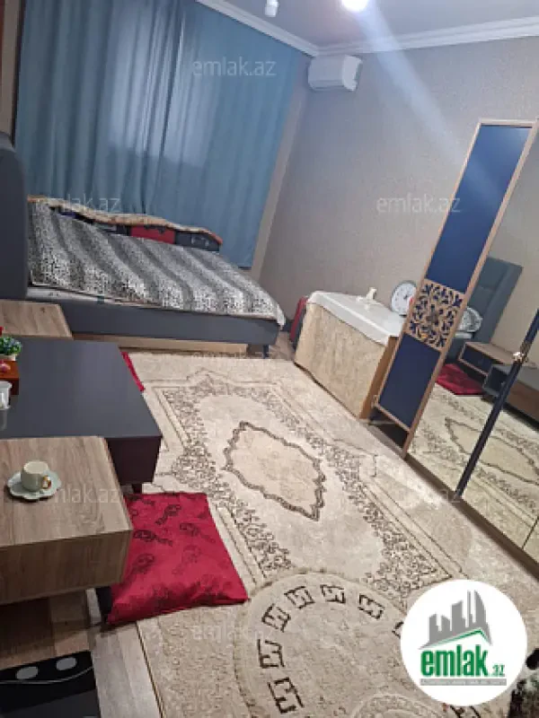 Satılır 4 otaqlı həyət evi 100 m²