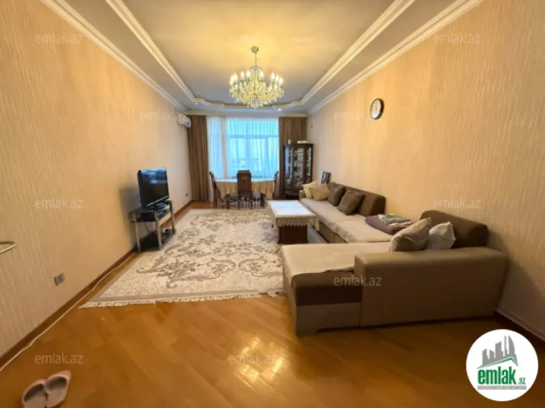 Satılır 4 otaqlı yeni tikili 145 m²