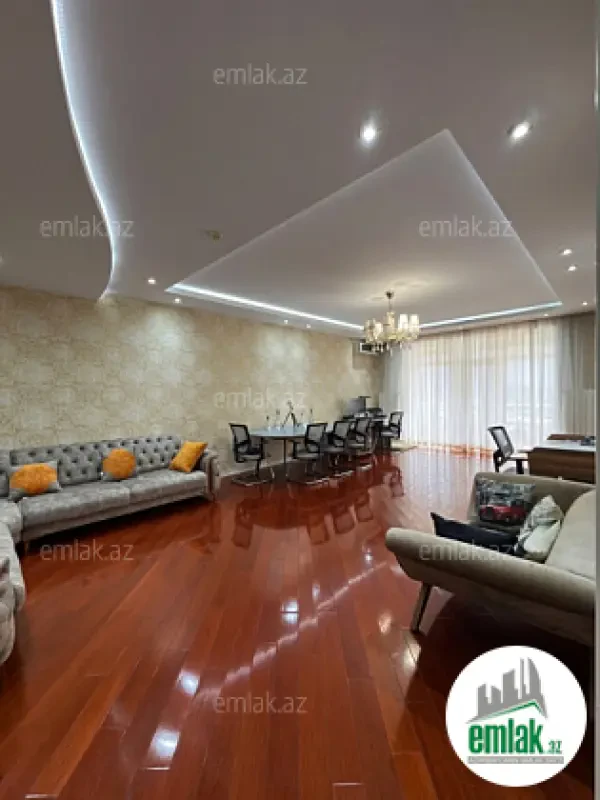 Satılır 4 otaqlı yeni tikili 207 m²