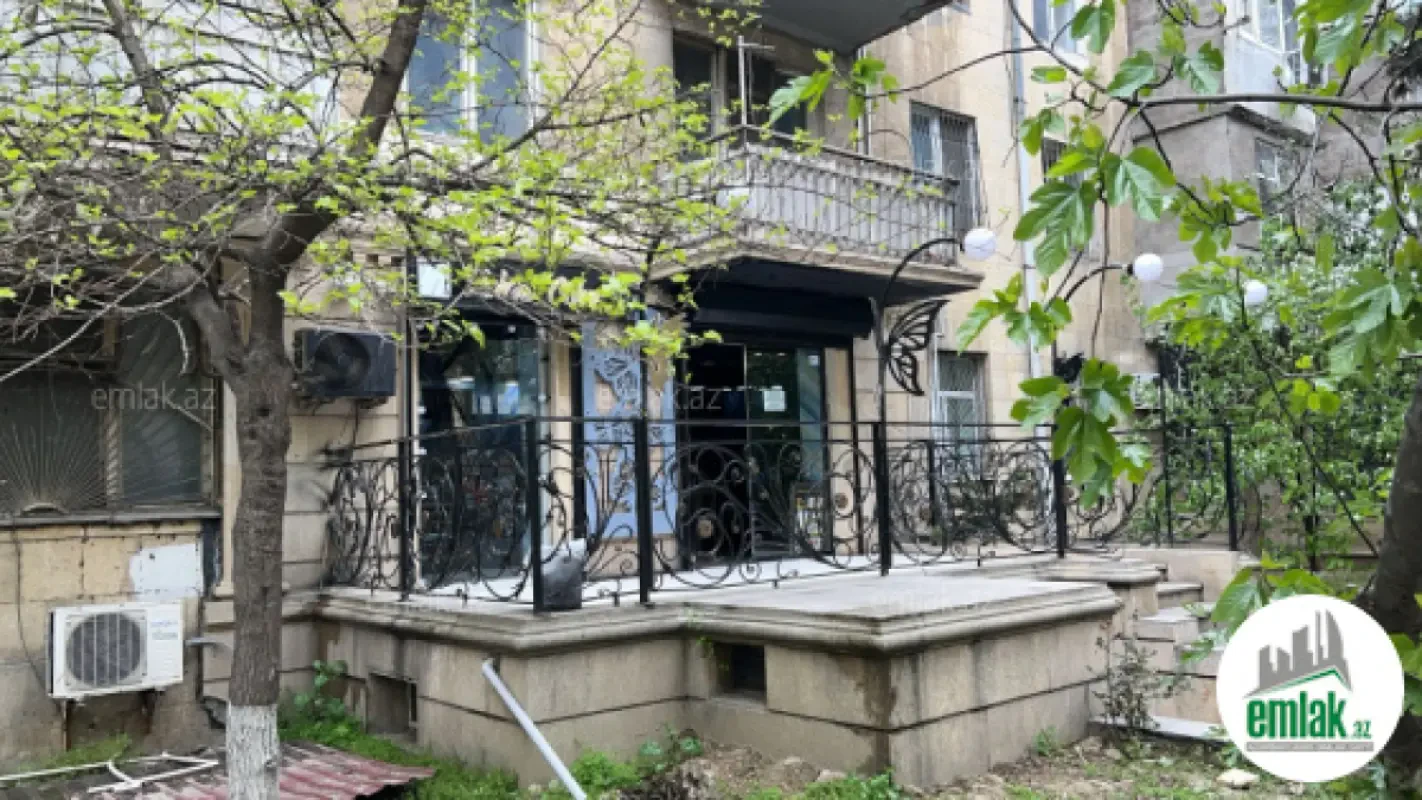 Satılır 4 otaqlı obyekt 81 m²