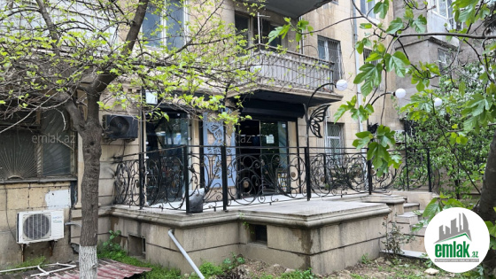 Satılır 4 otaqlı obyekt 81 m²