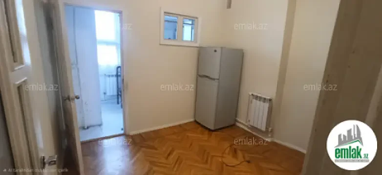 Satılır 3 otaqlı köhnə tikili 61 m² — Bakı 3 otaq 61.00 m²