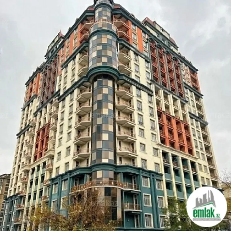 Satılır 4 otaqlı yeni tikili 290 m²
