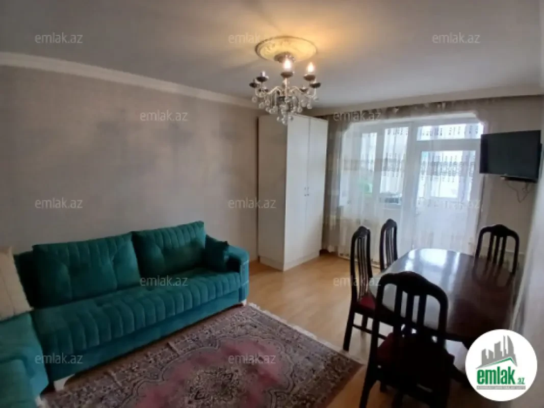 Satılır 1 otaqlı köhnə tikili 45 m²