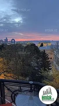 Satılır 3 otaqlı köhnə tikili 70 m² — Bakı 3 otaq 70.00 m²