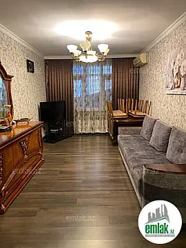 Satılır 4 otaqlı köhnə tikili 105 m² — Bakı 4 otaq 105.00 m²