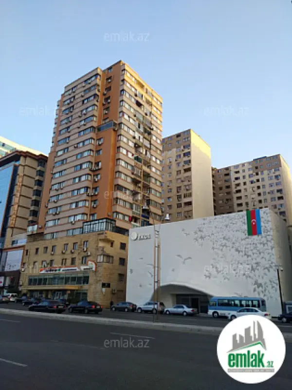 Satılır 4 otaqlı yeni tikili 187 m²