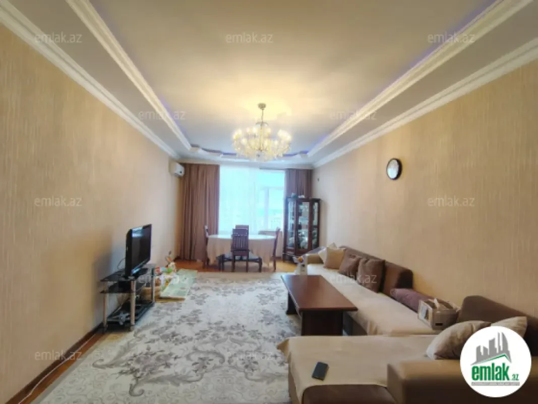 Satılır 4 otaqlı yeni tikili 155 m²