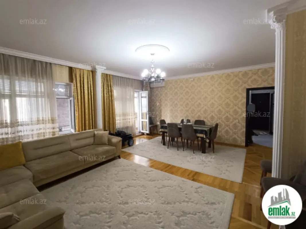 Satılır 5 otaqlı köhnə tikili 125 m²