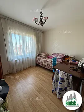 Satılır 4 otaqlı köhnə tikili 100 m² — Bakı 4 otaq 100.00 m²