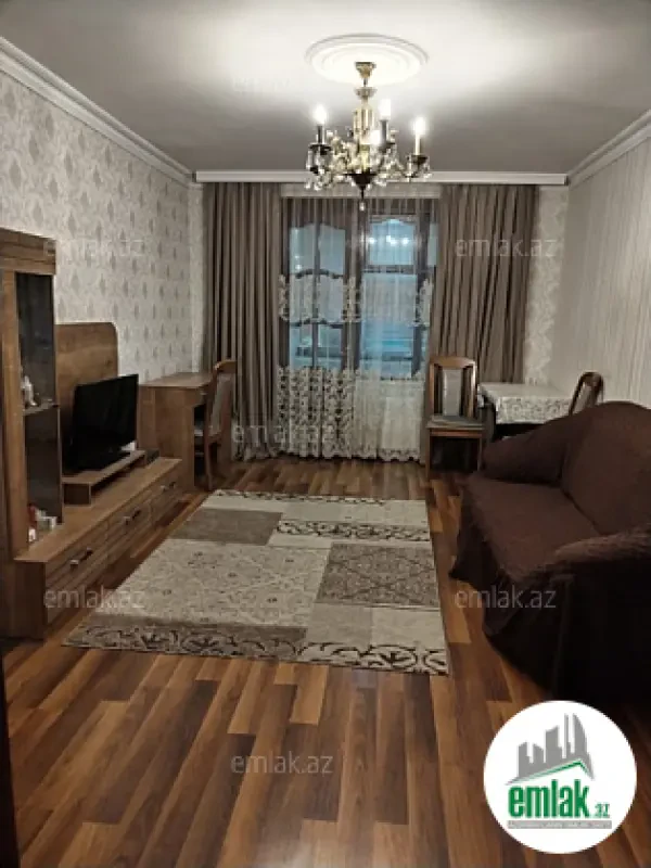Satılır 3 otaqlı köhnə tikili 80 m²