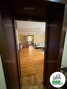 Satılır 5 otaqlı köhnə tikili 100 m² — Bakı 5 otaq 100.00 m²