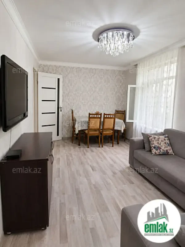 Satılır 1 otaqlı köhnə tikili 40 m²