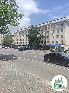 Satılır 4 otaqlı köhnə tikili 125 m² — Bakı 4 otaq 125.00 m²