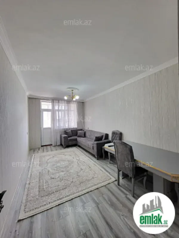 Satılır 2 otaqlı köhnə tikili 55 m²