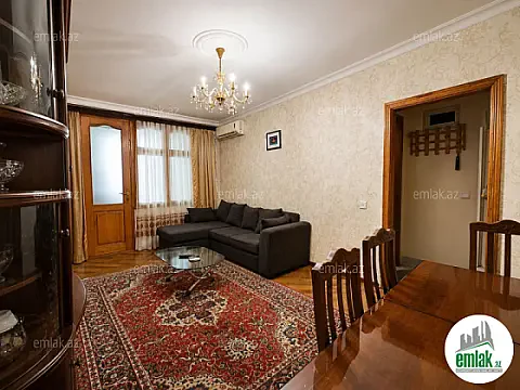 Satılır 2 otaqlı köhnə tikili 45 m² — Bakı 2 otaq 45.00 m²