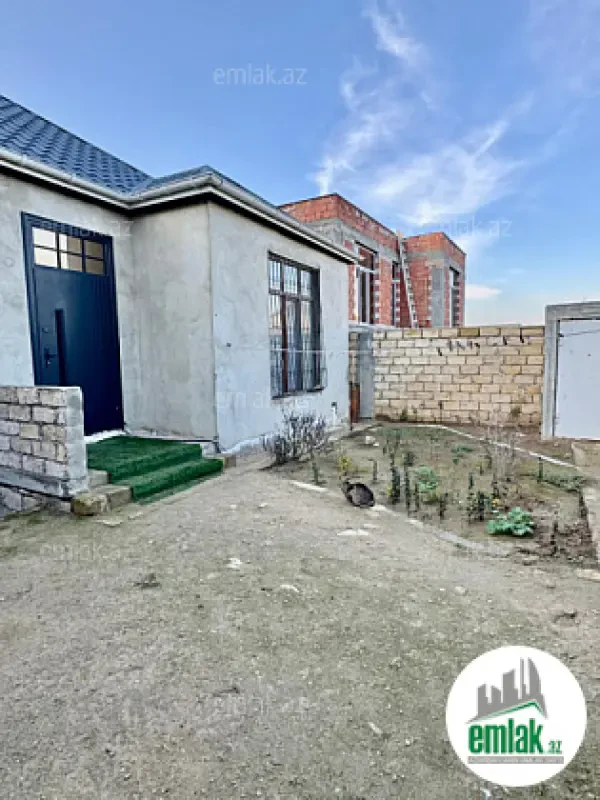 Satılır 5 otaqlı həyət evi 167 m²