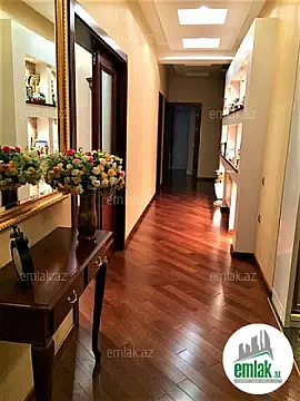 Satılır 5 otaqlı yeni tikili 220.5 m² — Bakı 5 otaq 220.50 m²