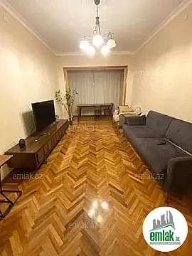 Satılır 3 otaqlı köhnə tikili 90 m² — Bakı 3 otaq 90.00 m²