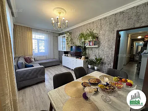 Satılır 2 otaqlı köhnə tikili 65 m² — Bakı 2 otaq 65.00 m²