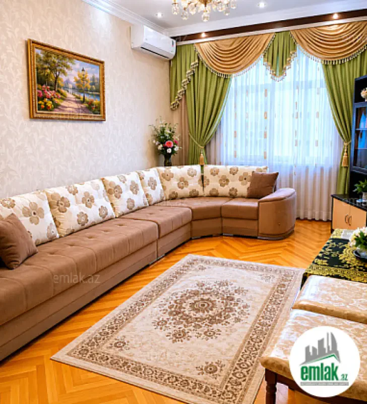 Satılır 2 otaqlı köhnə tikili 70 m²