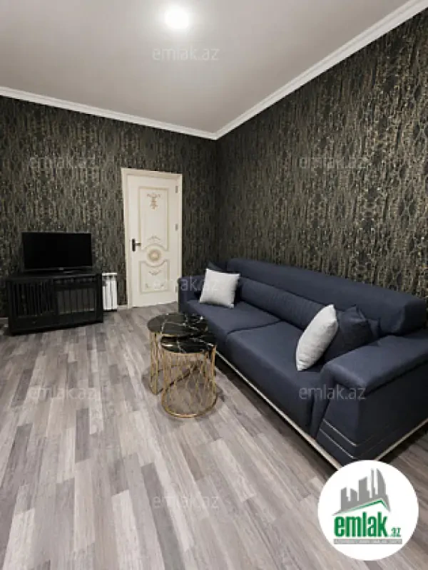 Satılır 2 otaqlı köhnə tikili 50 m²