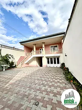 Satılır 5 otaqlı həyət evi 95 m² — Bakı 5 otaq 95.00 m²