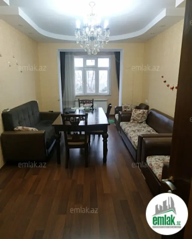 Satılır 3 otaqlı köhnə tikili 85 m²
