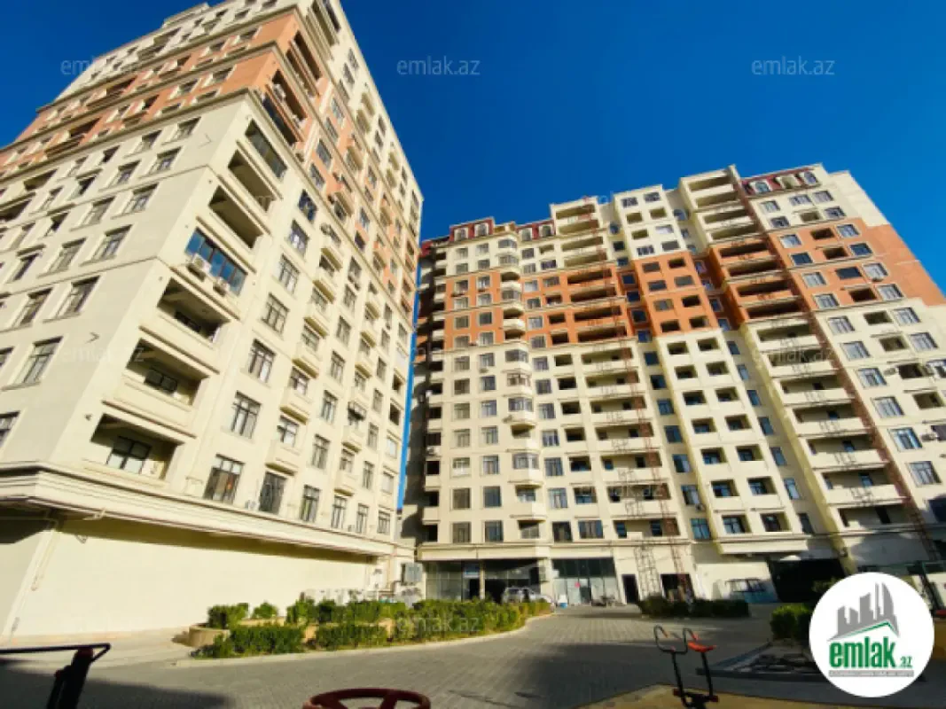 Satılır 2 otaqlı yeni tikili 70 m²