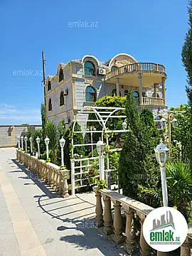Satılır 14 otaqlı həyət evi 900 m² — Bakı 14 otaq 900.00 m²