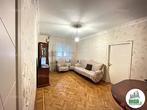 Satılır 5 otaqlı köhnə tikili 130 m² — Bakı 5 otaq 130.00 m²