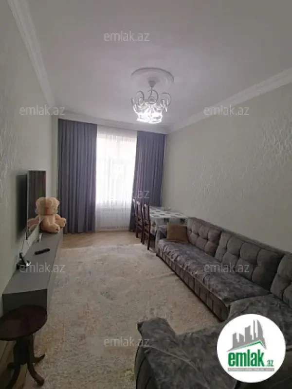 Satılır 3 otaqlı yeni tikili 90 m²