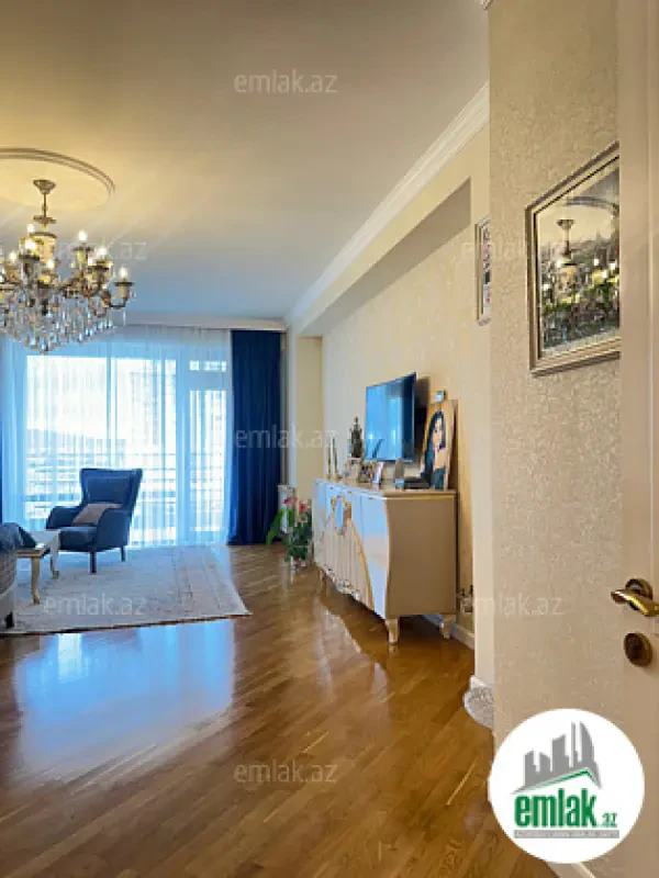 Satılır 3 otaqlı yeni tikili 150 m²
