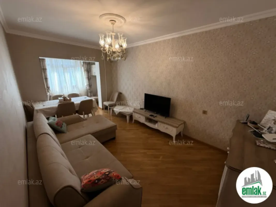 Satılır 2 otaqlı köhnə tikili 65 m²