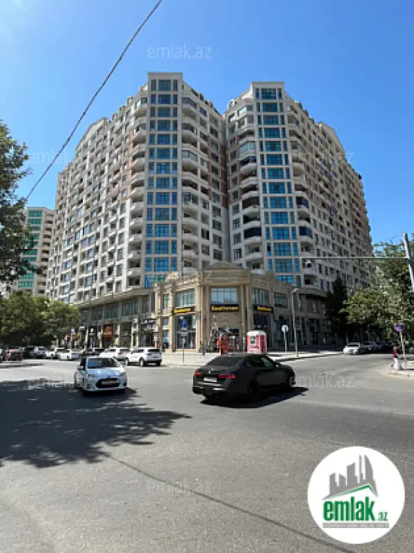 Satılır 2 otaqlı yeni tikili 70 m²