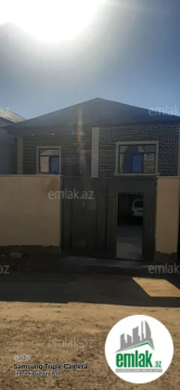 Satılır 4 otaqlı həyət evi 125 m²