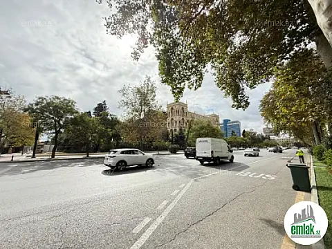 Satılır 2 otaqlı köhnə tikili 51 m² — Bakı 2 otaq 51.00 m²
