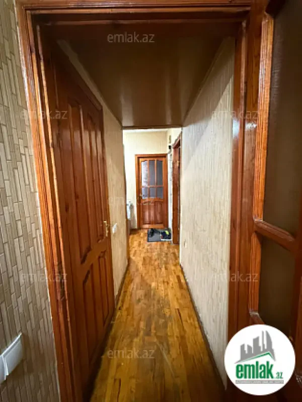 Satılır 2 otaqlı köhnə tikili 60 m²