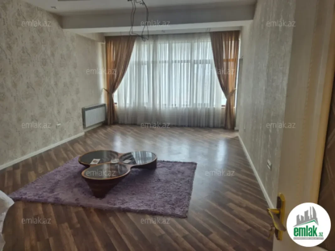 Satılır 2 otaqlı yeni tikili 70 m²