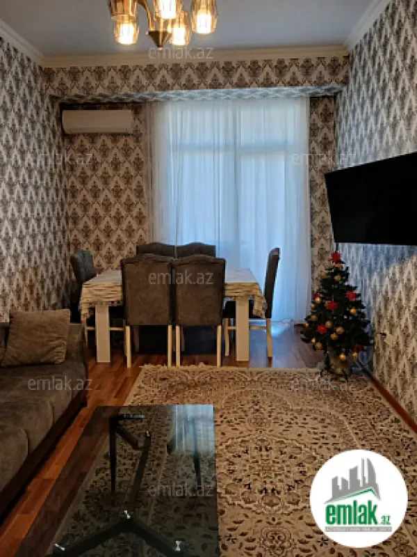 Satılır 2 otaqlı köhnə tikili 75 m²