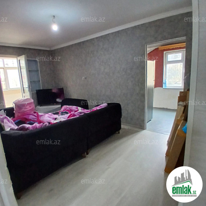 Satılır 2 otaqlı köhnə tikili 44 m²
