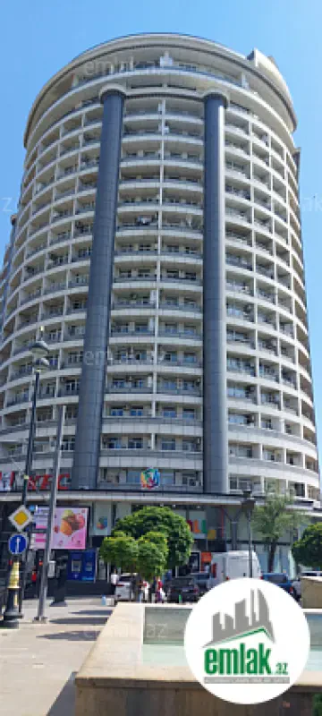 Satılır 7 otaqlı yeni tikili 380 m²