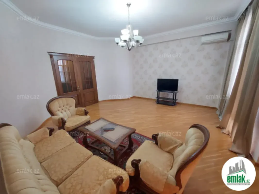 Satılır 3 otaqlı yeni tikili 117 m²