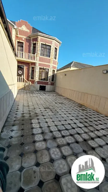Satılır 6 otaqlı həyət evi 230 m²